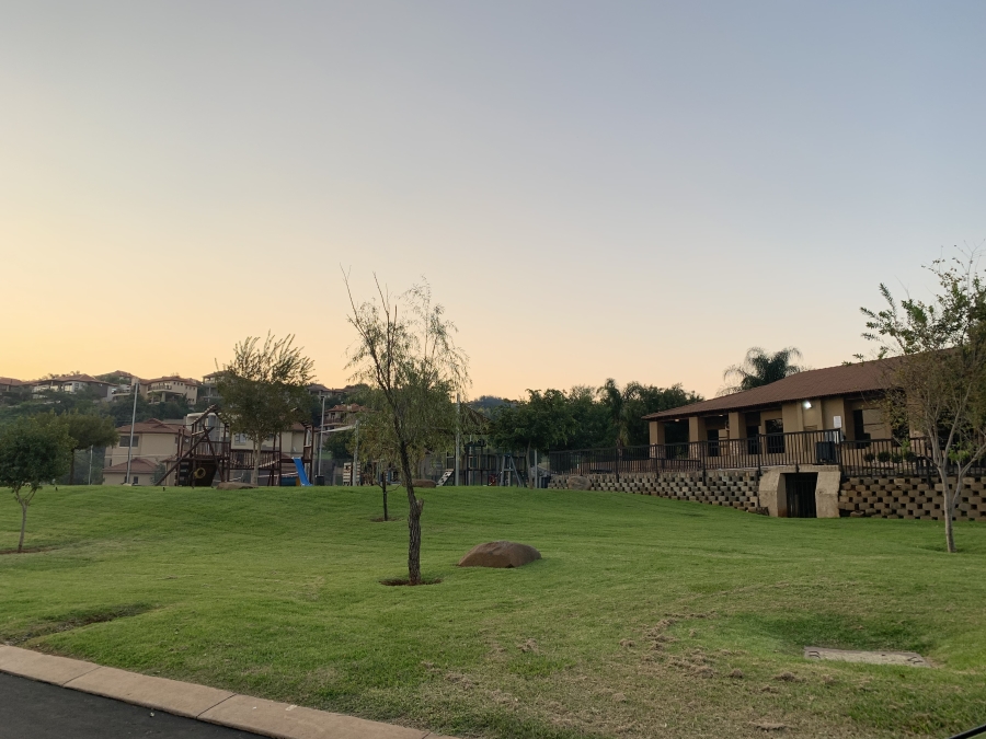 5 Bedroom Property for Sale in Birdwood Estate North West